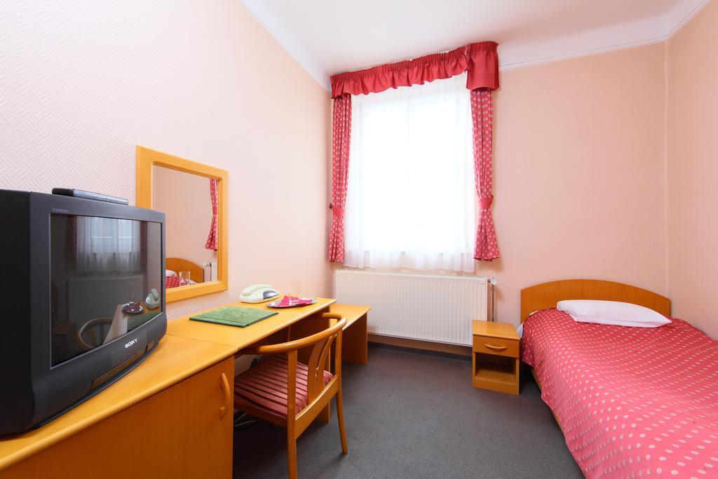 Hotel Blaha Lujza Balatonfüred Quarto foto