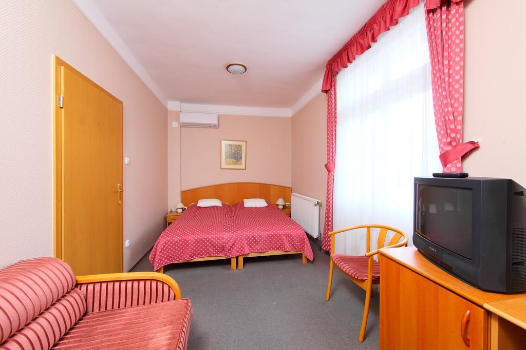 Hotel Blaha Lujza Balatonfüred Quarto foto