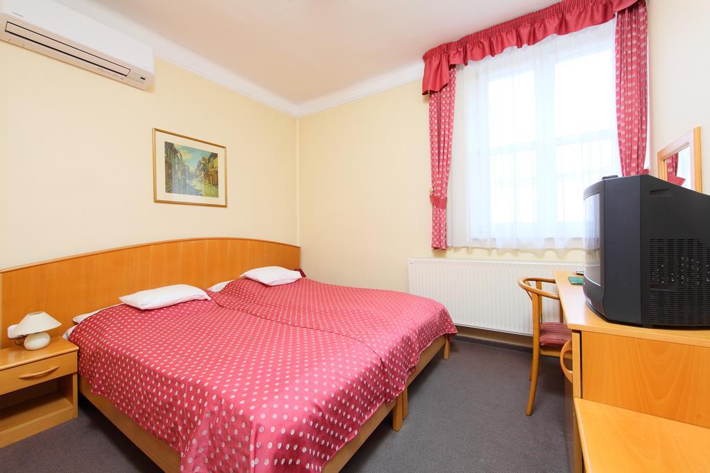 Hotel Blaha Lujza Balatonfüred Quarto foto
